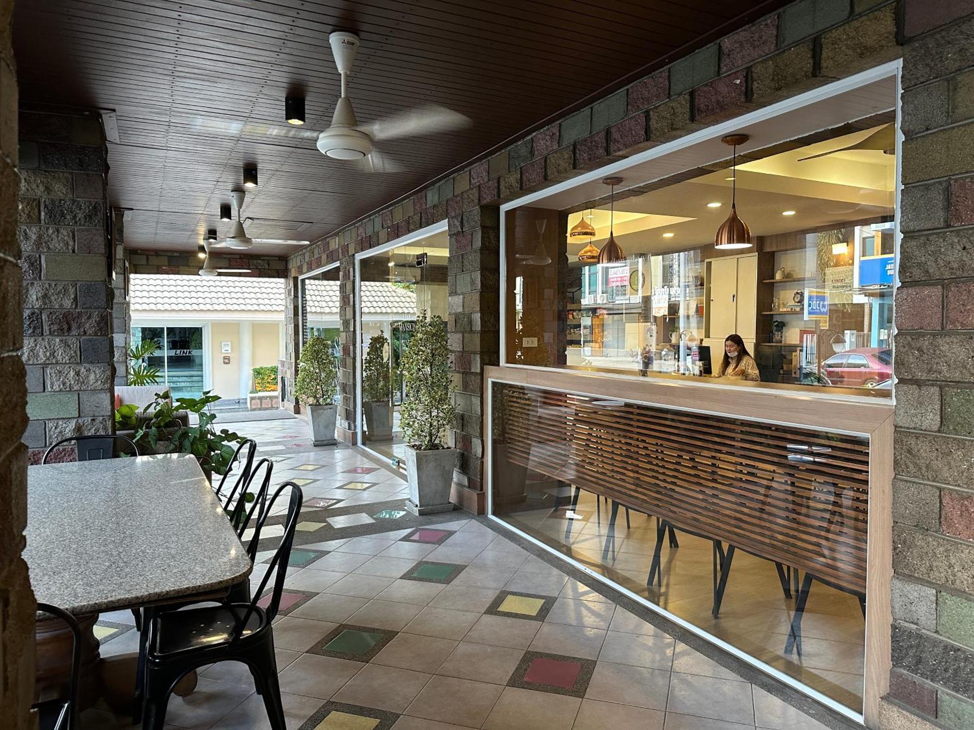 Link Mansion Hotel Chiang Mai Exterior photo